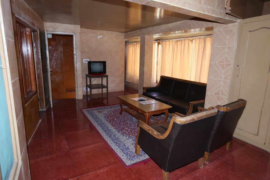 Hotel Ridge View Manāli Quarto foto