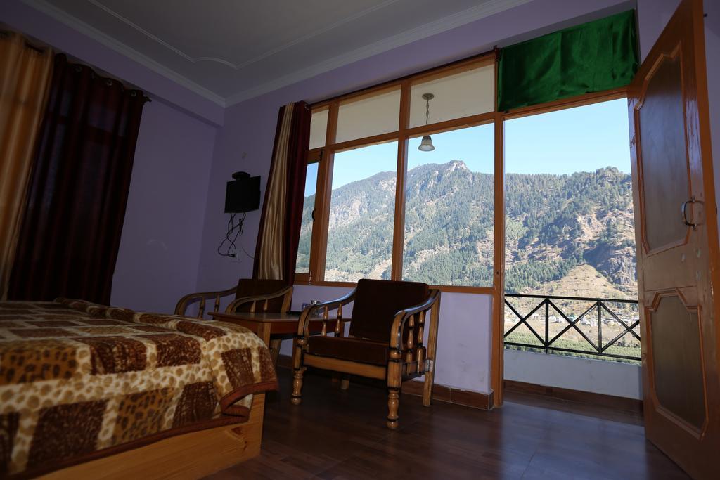 Hotel Ridge View Manāli Quarto foto