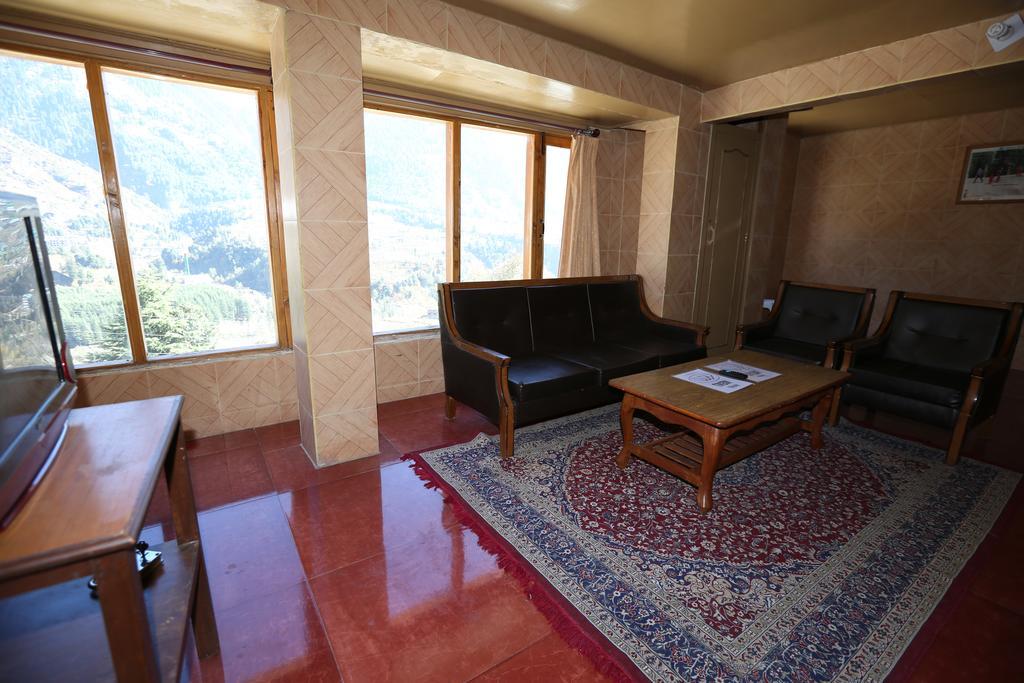 Hotel Ridge View Manāli Quarto foto
